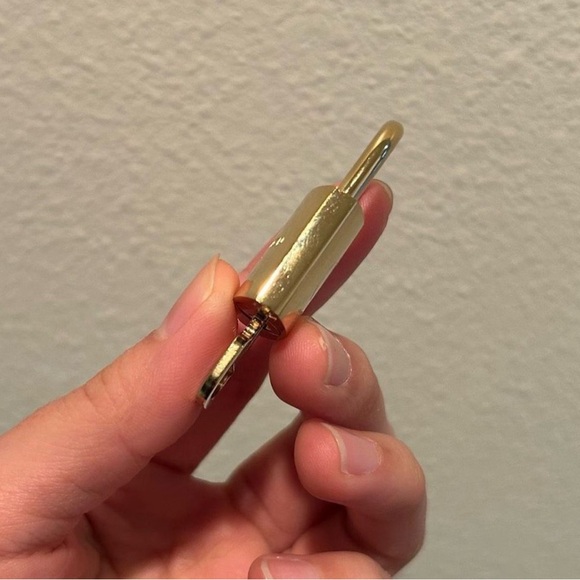 RARE #612 LV lock and key gold brass - Picture 5 of 11